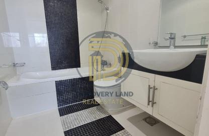 Apartment - 1 Bedroom - 2 Bathrooms for sale in Marina Bay by DAMAC - Najmat Abu Dhabi - Al Reem Island - Abu Dhabi Apartment - 1 Bedroom - 2 Bathrooms for sale in Marina Bay by DAMAC - Najmat Abu Dhabi - Al Reem Island - Abu Dhabi