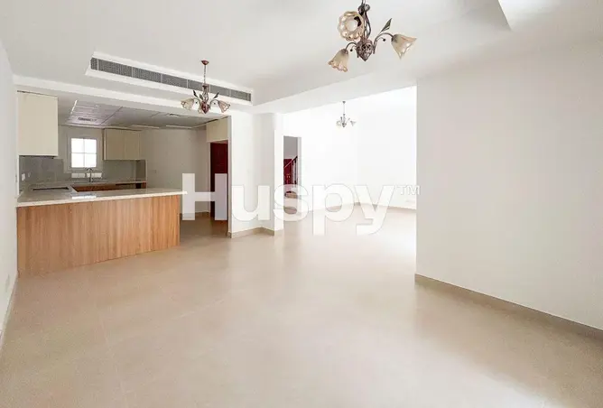 156158345 - Property Image 2