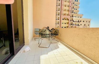 Apartment - Studio - 2 Bathrooms for rent in Silicon Gates 1 - Silicon Gates - Dubai Silicon Oasis - Dubai