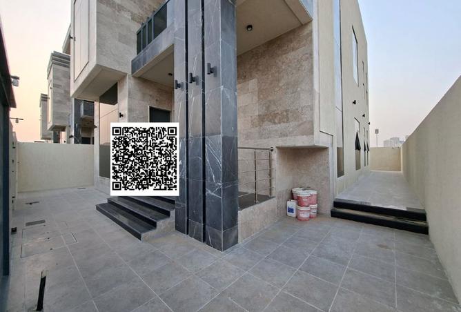 137448005 - Property Image 2