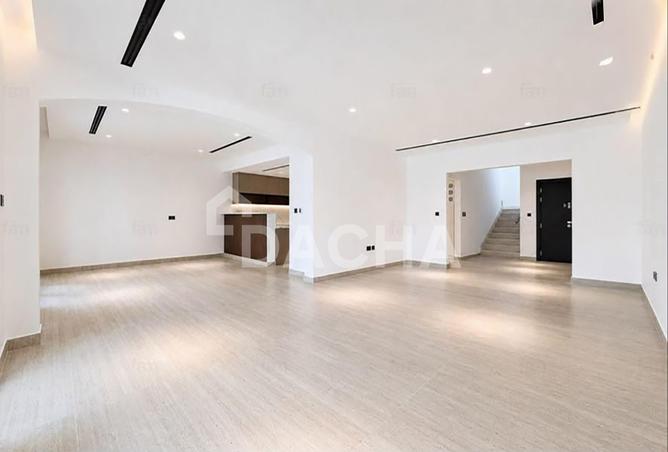 113718239 - Property Image 2