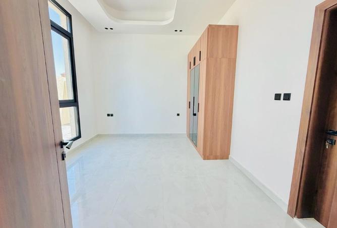 93583160 - صورة العقار 3