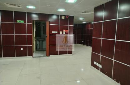 Office Space - 4 Bedrooms - 1 Bathroom for rent in Al Khalidiya - Abu Dhabi