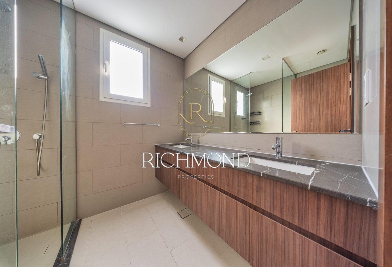 Well Maintained | Type A | End-Unit photo 24