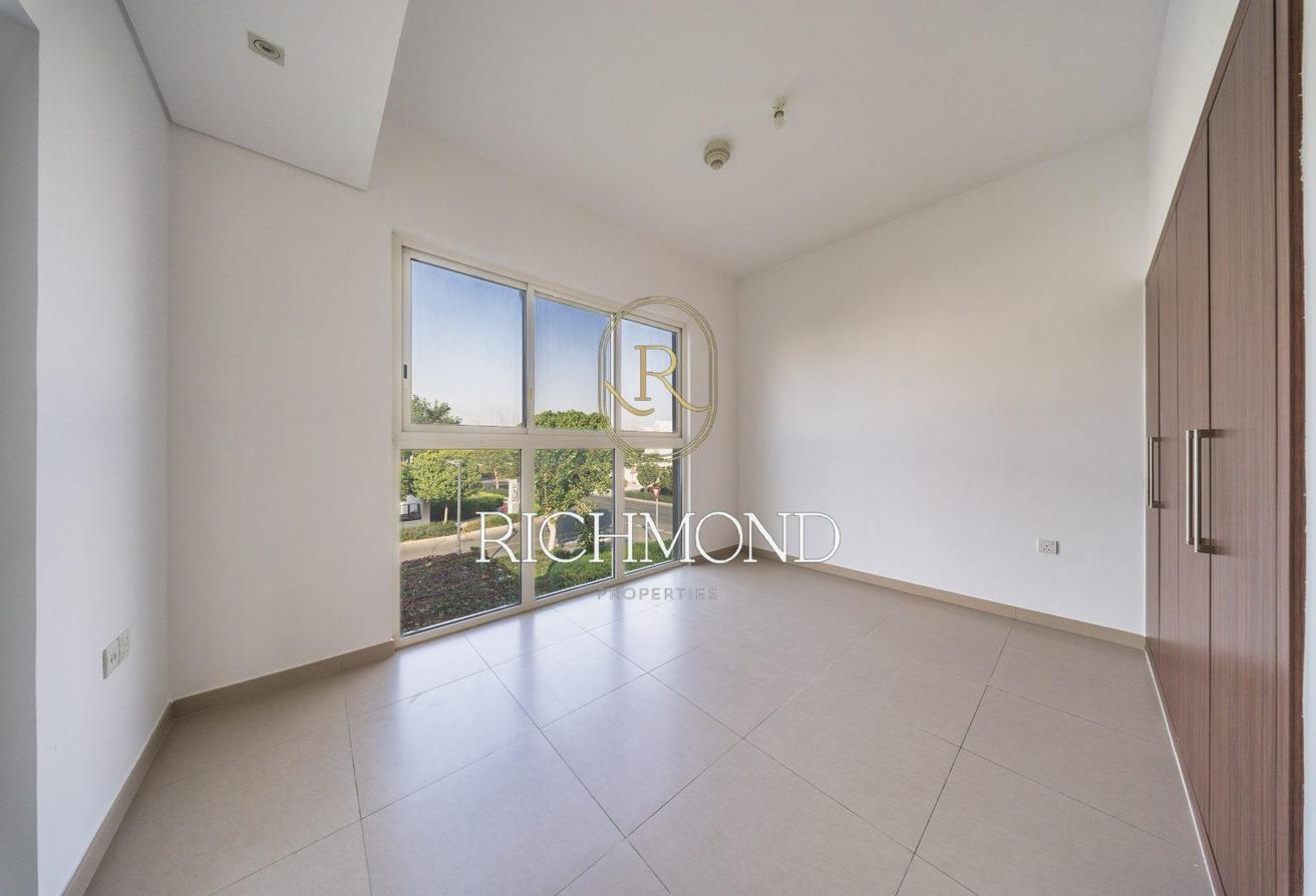 Well Maintained | Type A | End-Unit photo 17