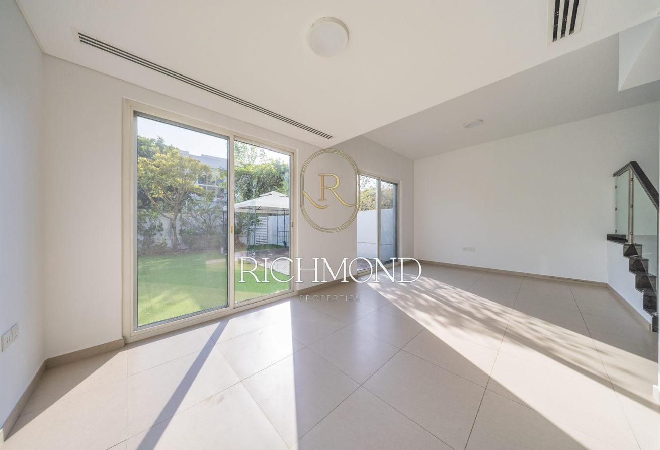 Well Maintained | Type A | End-Unit photo 8