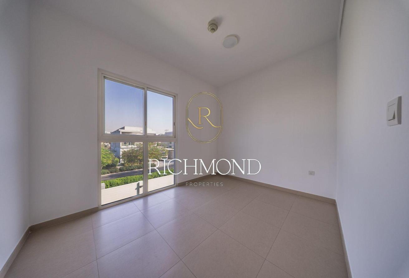 Well Maintained | Type A | End-Unit photo 21