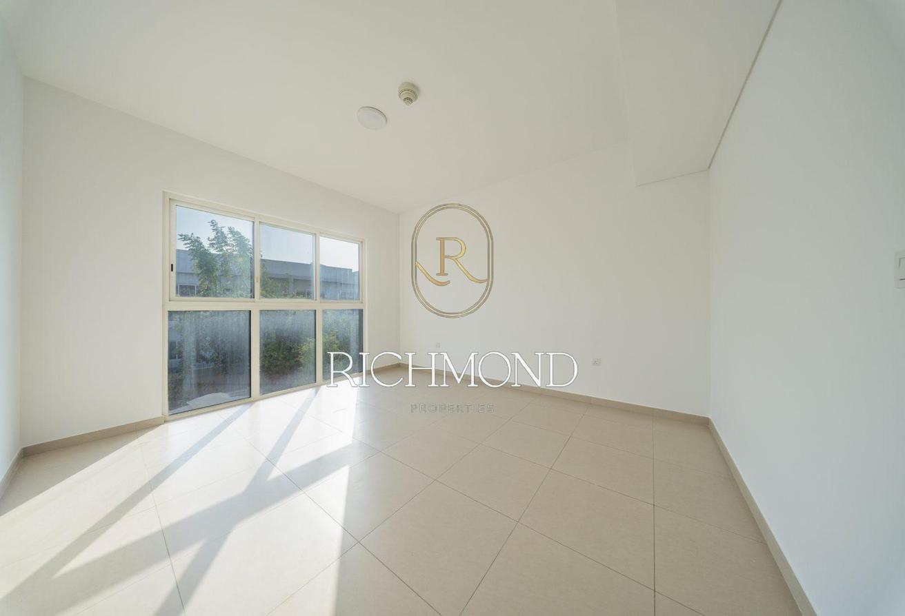 Well Maintained | Type A | End-Unit photo 20