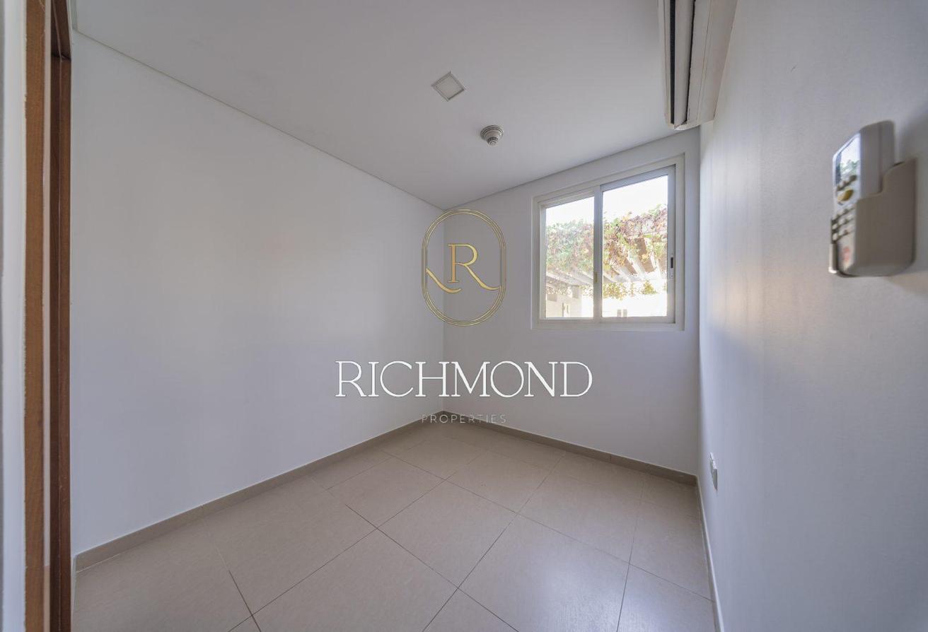Well Maintained | Type A | End-Unit photo 13