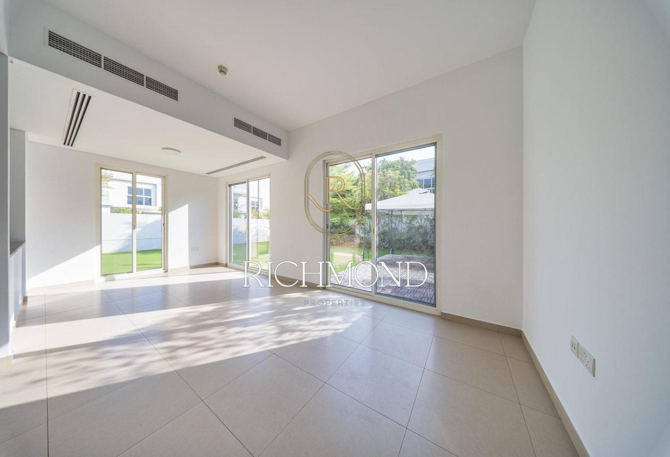 Well Maintained | Type A | End-Unit photo 6