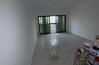 شقة - 2 غرف نوم - 2 حمامات للايجار في مبني الوحدة - المجاز 2 - المجاز - الشارقة
