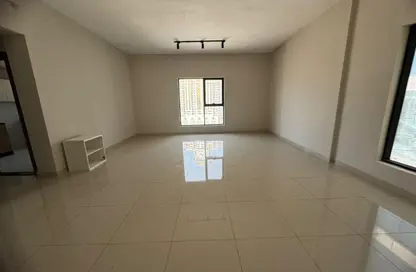 Apartment - 3 Bedrooms - 3 Bathrooms for rent in Al Rashidiya Towers - Ajman Downtown - Ajman