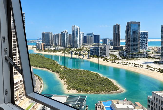 High Floor 1BR | Sea View | Large Layout