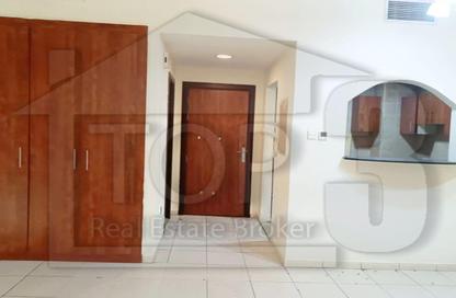 Apartment - Studio - 1 Bathroom for rent in University View - Dubai Silicon Oasis - Dubai