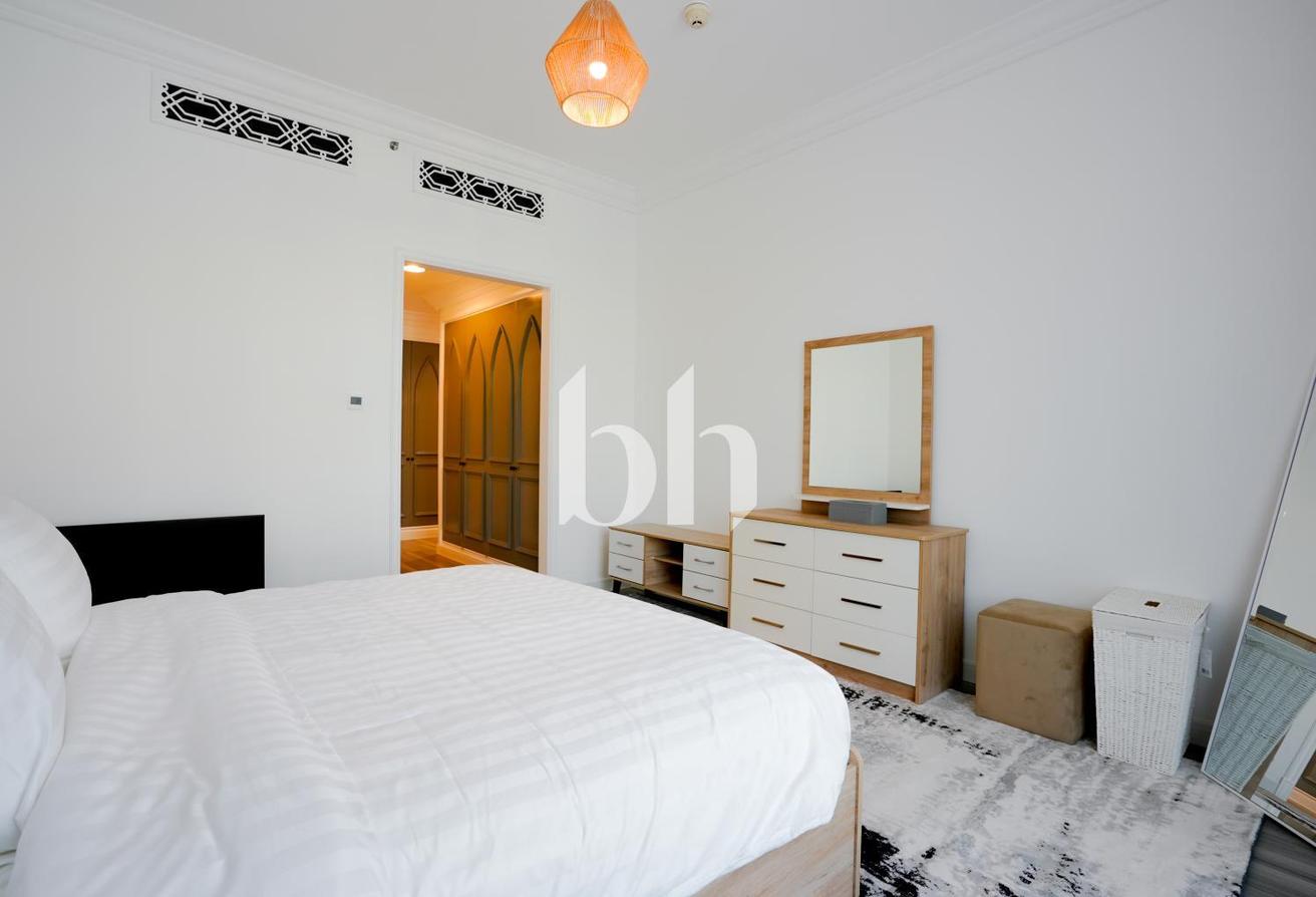 Furnished | Burj Khalifa View | Upgraded photo 9