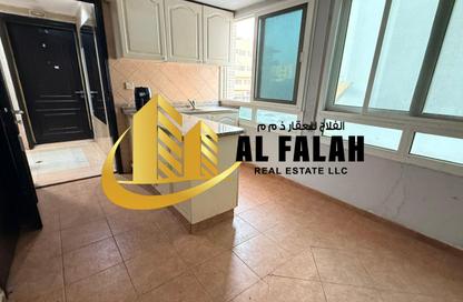 Apartment - Studio - 1 for rent in Bu Tina - Al Sharq - Sharjah