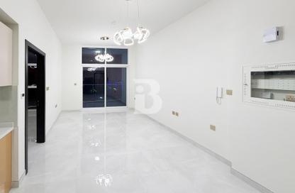 شقة - غرفة نوم - 1 حمام للايجار في سكايز من دانوب - ارجان - دبي