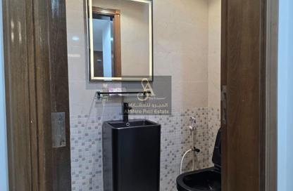 Apartment - 1 Bedroom - 2 Bathrooms for sale in Oasis Tower - Al Rashidiya 1 - Al Rashidiya - Ajman