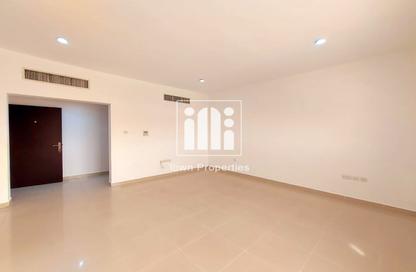 Villa - 5 - 7 for rent in Mohamed Bin Zayed City - Abu Dhabi