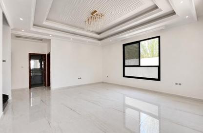 Villa - 4 - 6 for sale in Al Zaheya Gardens - Al Zahya - Ajman
