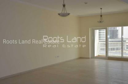 Apartment - 2 Bedrooms - 3 Bathrooms for rent in Burj Al Nujoom - Downtown Dubai - Dubai