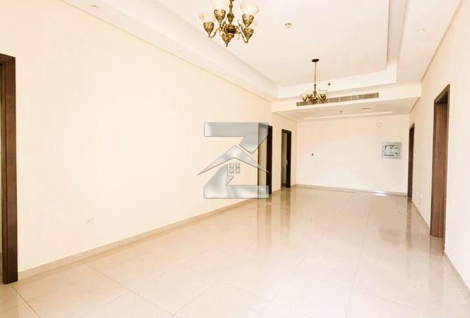 74253772 - Property Image 2