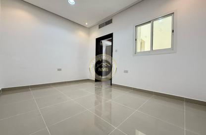 Apartment - 2 Bedrooms - 2 Bathrooms for rent in Hadbat Al Zafranah - Muroor Area - Abu Dhabi