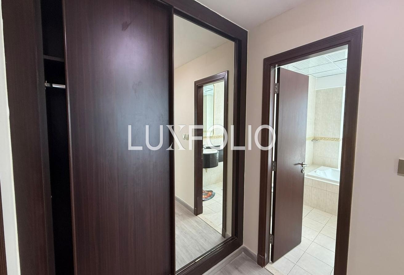 Palm View | Upgraded | Furnished photo 6