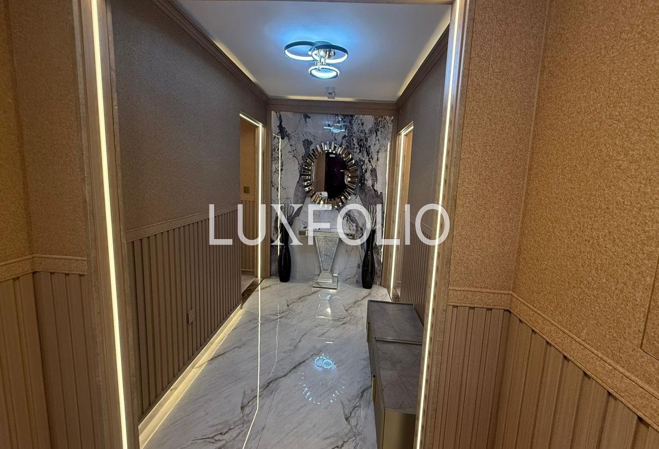 Palm View | Upgraded | Furnished photo 4