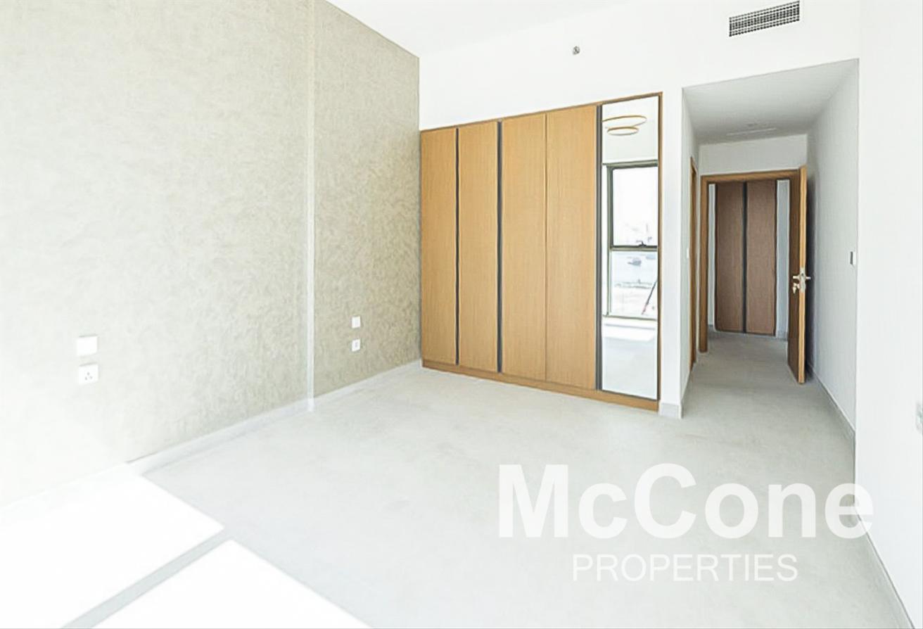 Community View | Brand New | Spacious photo 7