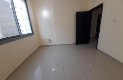 Apartment - 2 Bedrooms - 2 Bathrooms for rent in Shabiya 9 - Shabiya - Mussafah - Abu Dhabi