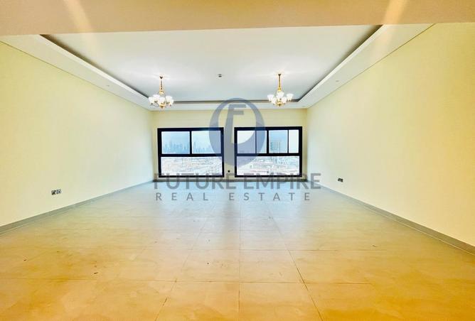 75012080 - Property Main Image