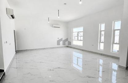 Villa - Studio - 7+ Bathrooms for rent in Zayed City (Khalifa City C) - Khalifa City - Abu Dhabi
