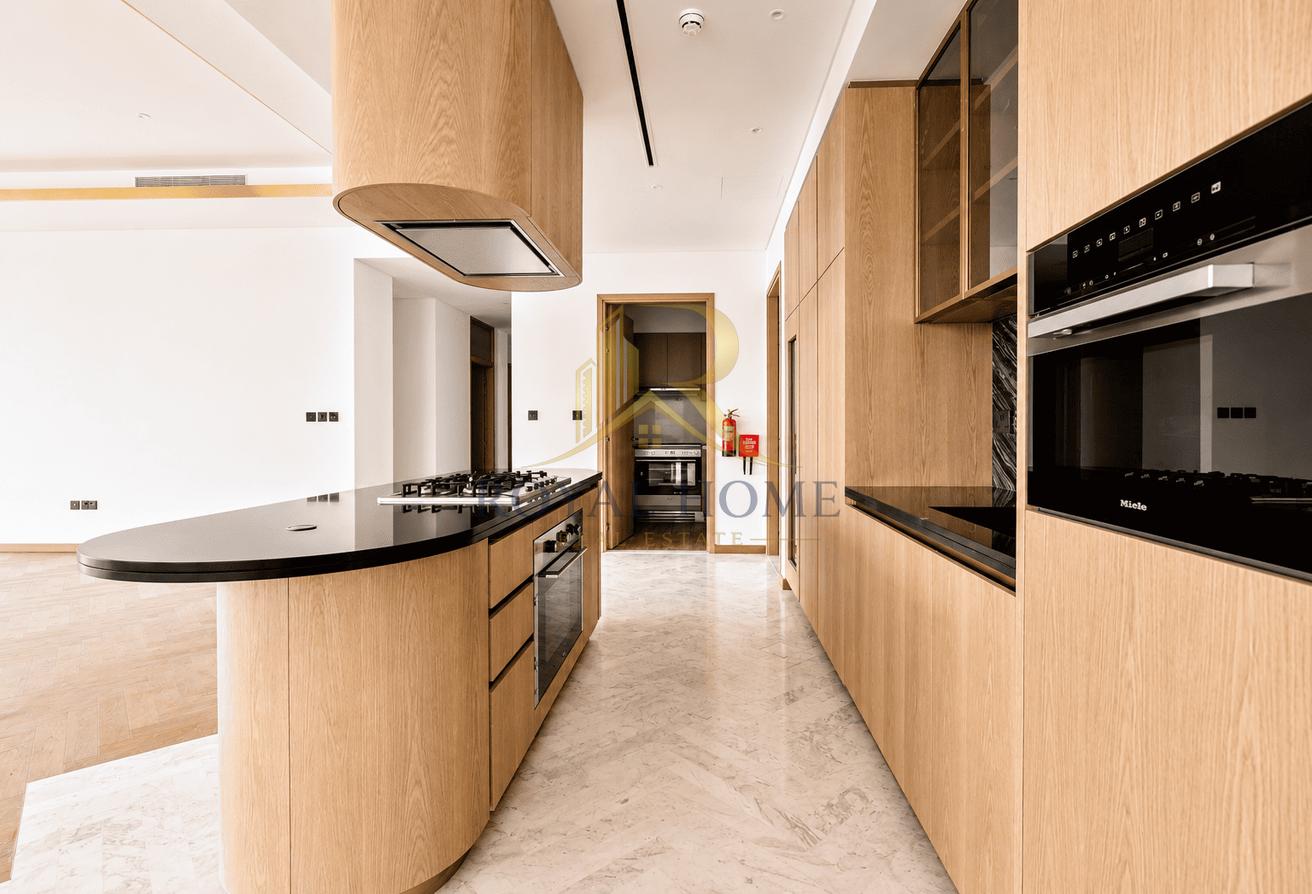 Mid Floor | Canal and Burj Facing | Well Priced photo 8