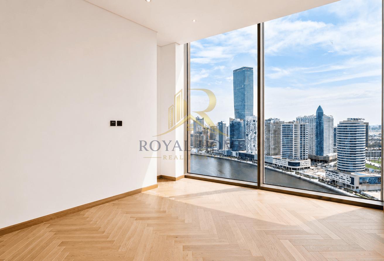 Mid Floor | Canal and Burj Facing | Well Priced photo 9