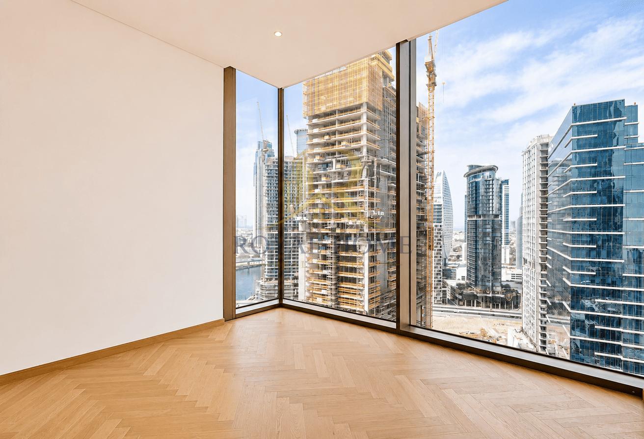 Mid Floor | Canal and Burj Facing | Well Priced photo 14