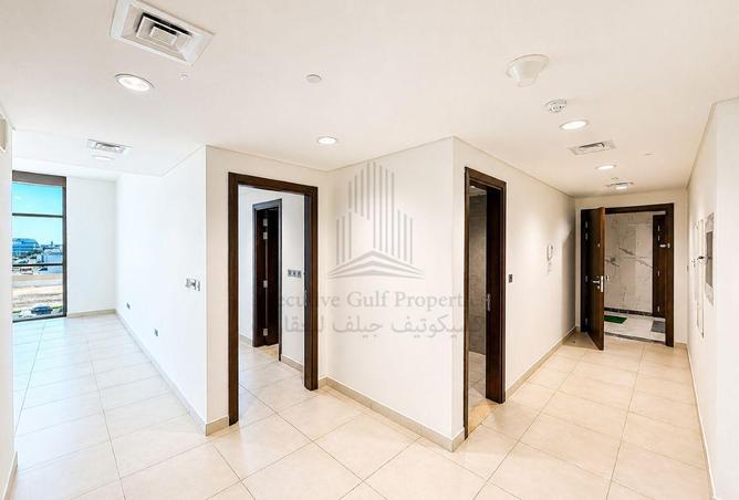 100416910 - Property Image 3