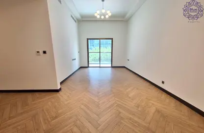 شقة - غرفة نوم - 2 حمامات للايجار في ام سكوير - منخول - بر دبي - دبي