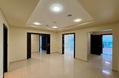 Apartment - 4 - 6 for rent in Sheikha Salama Tower - Khalidiya Street - Al Khalidiya - Abu Dhabi