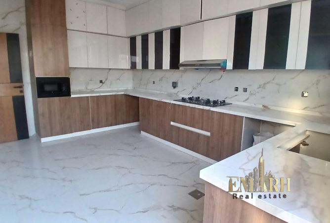 127043817 - Property Image 2