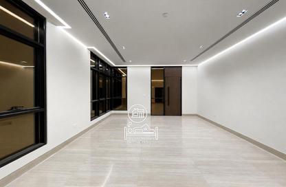 Villa - 6 - 7+ for rent in Zayed City (Khalifa City C) - Khalifa City - Abu Dhabi