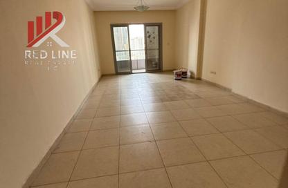 Apartment - 3 Bedrooms - 3 Bathrooms for rent in New Al Taawun Road - Al Taawun - Sharjah