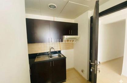 Apartment - 2 Bedrooms - 3 Bathrooms for rent in Autumn 2 - Autumn - Seasons Community - District 15 - Jumeirah Village Circle - Dubai