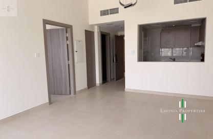شقة - غرفة نوم - 2 حمامات للبيع في جلوريوس سنترال ريزيدنسز - المدينة العالمية المرحلة 2 - 4 الورسان - الورسان - دبي شقة - غرفة نوم - 2 حمامات للبيع في جلوريوس سنترال ريزيدنسز - المدينة العالمية المرحلة 2 - 4 الورسان - الورسان - دبي