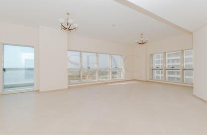 Apartment - 3 Bedrooms - 4 Bathrooms for sale in Dubai Jewel Tower - Dubai Internet City - Dubai