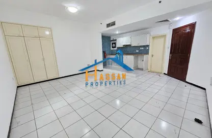 Apartment - Studio - 1 Bathroom for rent in Budaniq - Al Qasimia - Sharjah