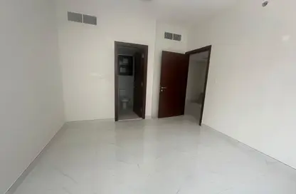 Apartment - 1 Bedroom - 2 Bathrooms for rent in New Al Taawun Road - Al Taawun - Sharjah