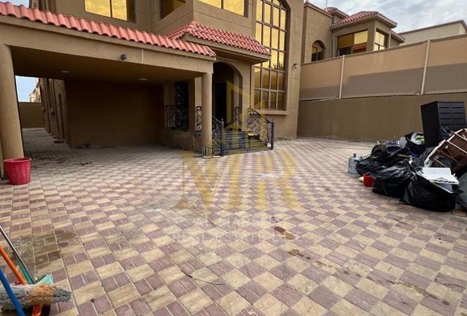 73166180 - Property Image 3