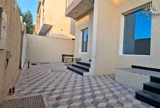 102820809 - صورة العقار 2