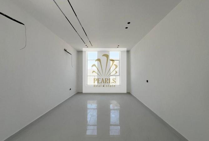 135182270 - Property Image 3